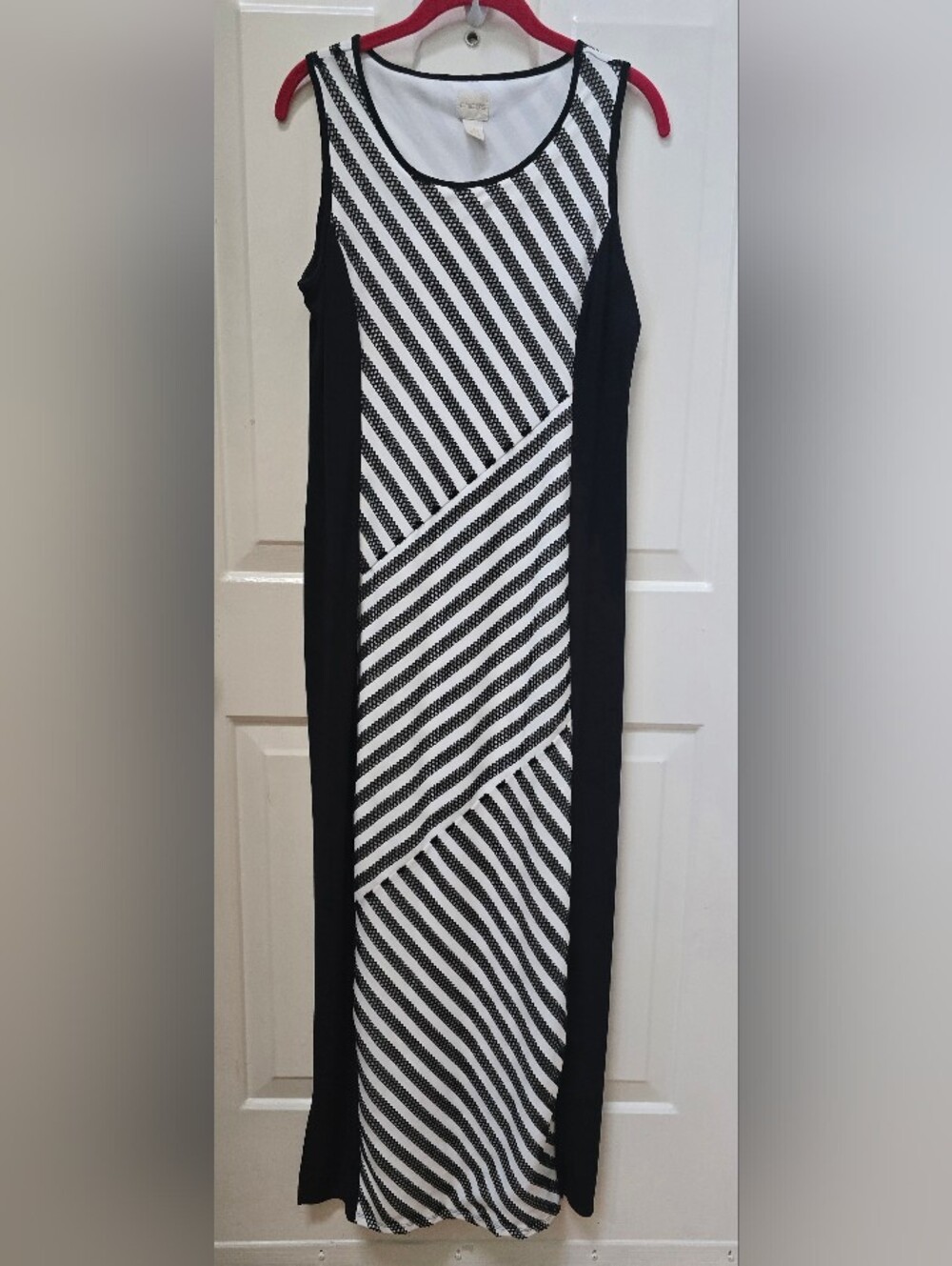 Chico's Black & White Diagonal Stripe Maxi Dress Size 1